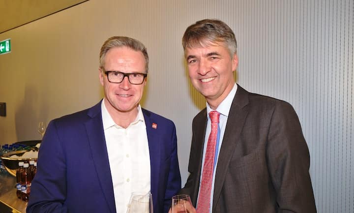Andreas Meyer, CEO, SBB; Alex von Graffenried, Stadtpräsident, Bern