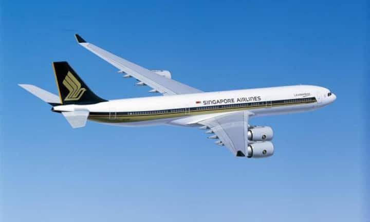 Bis 2013 gab es noch einen Flug mit einer grösseren Distanz: In rund 18 Stunden flog Singapore Airlines von Singapur nach New York. Um die Strecke von 16'600 Kilometern zu bewältigen, musste die Maschine den starken Wind des Jetstreams ausnutzen. 
Keystone/Bloomberg