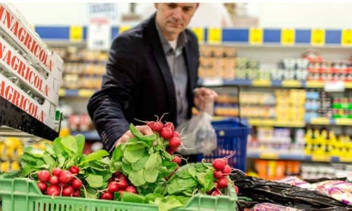 Platz 1: Der Veganer: Er verzichtet auf alles, was vom Tier kommt: Fleisch, Milchprodukte, Eier und sogar Honig. Der Veganer ernährt sich ausschliesslich von pflanzlichen Proteinen. Damit ist er der Star, wenns um Klima geht. Keystone