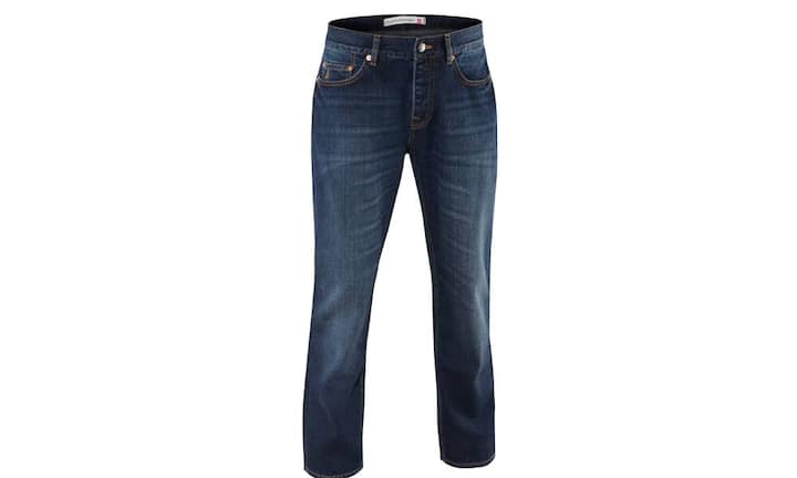 Stark: Peak Performance (Mann) Mit einem etwas grosszügigen Schnitt ist Logan eine strapazierfähige, klassische Jeans mit einer dunklen Vintage-Waschung. Preis 169 Franken