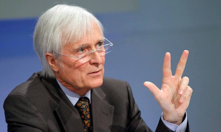 Persönlich befreundet ist er mit Wirtschaftsanwalt und -professor Peter Forstmoser – man trifft sich auch privat regelmässig.