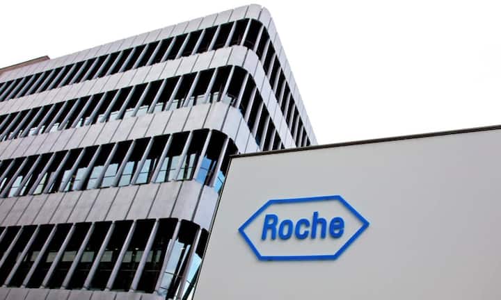 Unter den 2000 aufgelisteten Unternehmen ist die Schweiz insgesamt mit 48 vertreten. In die Top 10 schafft es keines, vier kommen jedoch unter den ersten 100. Auf Rang 93 der Pharmakonzern Roche. (Bild: Bloomberg)