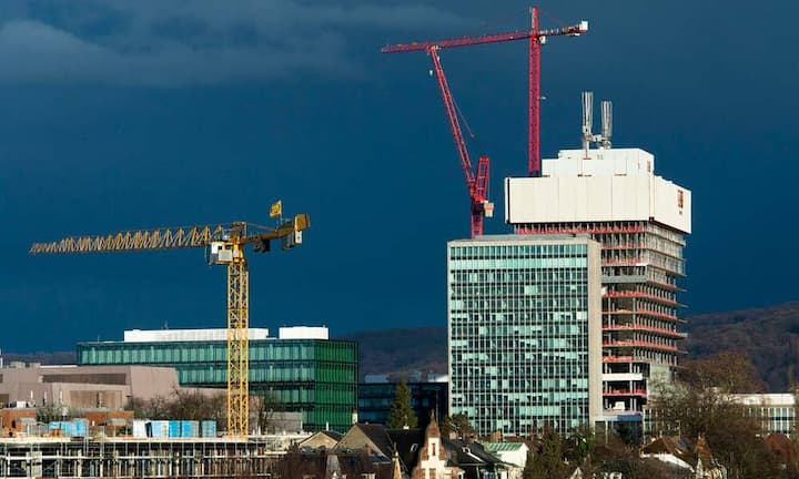 1. Roche. Wertschöpfung 2013: 28 Milliarden Franken, Anzahl Mitarbeitende: 85'000.
Bilder Keystone