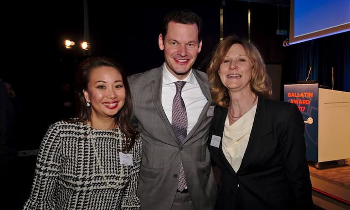 Yvonne Chan, Vice President, Citibank (Switzerland) AG;
Pierre Maudet, Conseiller d'Etat, Kanton Genf;
Victoria Tanner, Partner, C-Matrix Communications AG