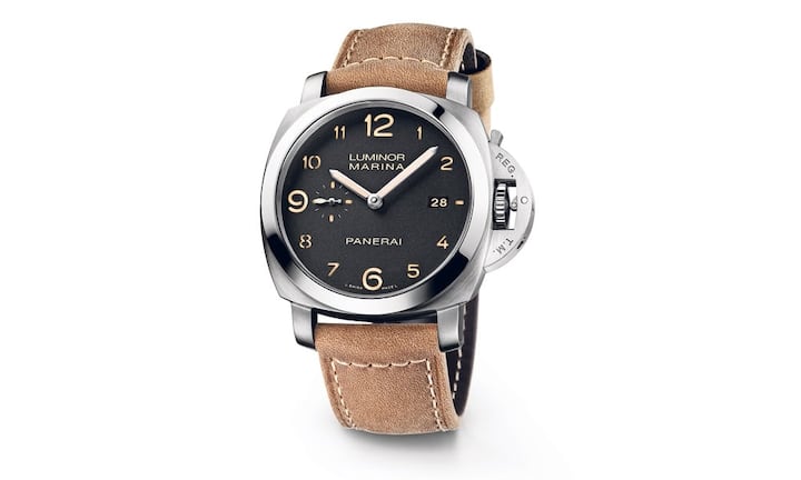 Panerai: Ihre historischen Wurzeln in Italien, vor allem bei der italienischen Marine, kann die PAM 565 nicht verleugnen. Die Luminor- Kollektion löste bei ihrer Premiere mit ihrem Durchmesser von 44 Millimetern so etwas wie den «Grössenwahnsinn » bei Armbanduhren aus. Seither haben fast alle Konkurrenten mitgezogen. Limitierte Auflage: 50 Stück Preis: 7'700 Franken