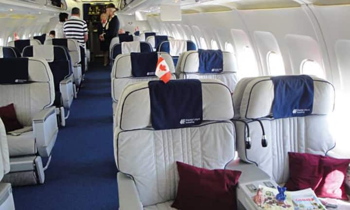 Der Komfort im Jet entspricht jenem der Business Class in den Neunzigern. Küche und Service sind aber ganz von heute.