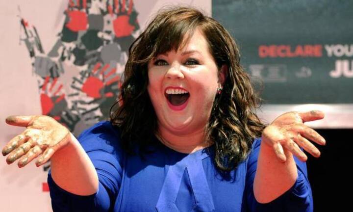 Platz zwei des Rankings belegt US-Schauspielerin und Komikerin Melissa McCarthy. Zuletzt spielte sie im Ghostbusters-Remake mit. Neben der Schauspielerei baut sie sich mit einer eigenen Modelinie ein zweites Standbein auf.