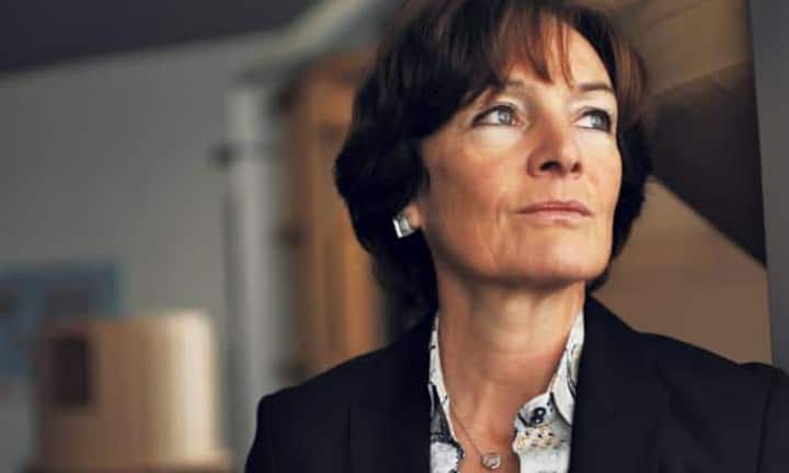 Die «Handelszeitung» wählte die 100 wichtigsten Frauen der Schweizer Wirtschaft.Kategorie Unternehmerinnen: Franziska Tschudi Sauber
Inhaberin und CEO Wicor Holding, VR Swiss Life, Biomed, Economiesuisse, Swissmem / «Ganz die Dauerläuferin – sie absolviert den Jungfrau-Marathon –, führt sie ihr Unternehmen ausdauernd und unzimperlich.»