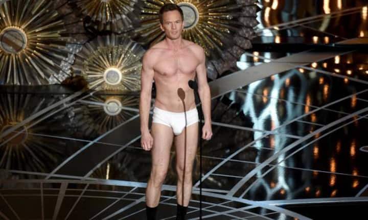 ... einmal auch nur mit Liebestöter bekleidet.