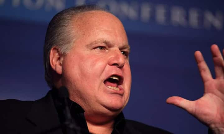 Das US-Magazin «Forbes» hat die 100 bestbezahlten Berühmtheiten der Welt ermittelt. Das ist die Top 10:Platz 10:Zwischen Juni 2015 und Juni 2016 kassierte der US-Radiomoderator und Entertainer Rush Limbaugh 79 Millionen Dollar und belegt damit den 10. Rang im «Forbes»-Ranking.Youtube