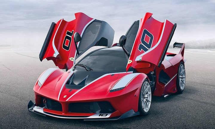 Nix für die Strasse: Ferrari präsentiert den FXX K. Der Hybrid-Renner hat keine Strassenzulassung und darf seine 1050 PS deshalb nur auf Rennstrecken ausspielen. Speziell für die Rennstrecke haben die Entwickler aus Maranello dem extremen Pisten-Ferrari ein radikales Aerodynamik-Paket verpasst. So ähnelt der FXX K seinem strassentauglichen Bruder LaFerrari nur noch in der Grundform. Wer den...