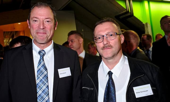 Olivier Barthe, Branchen Manager, BKW Energie AG;
Walter Bornhauser, Inhaber, LED Direkthandel WB GmbH