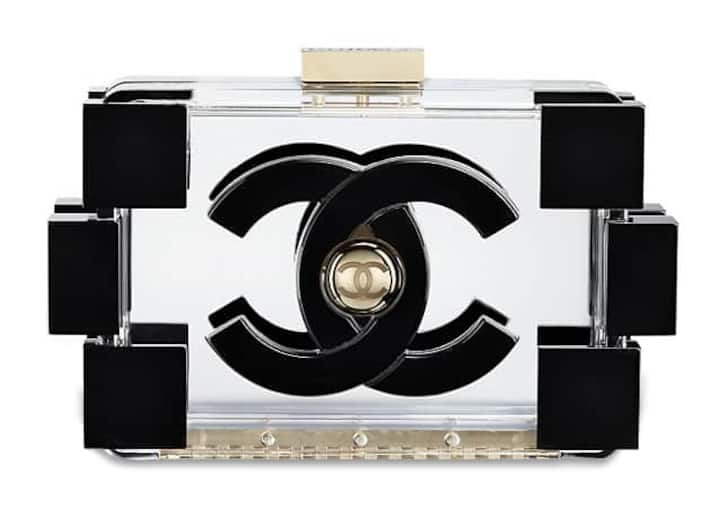 Clutch aus transparentem und schwarzem Plexiglas. 8710 Franken, Chanel