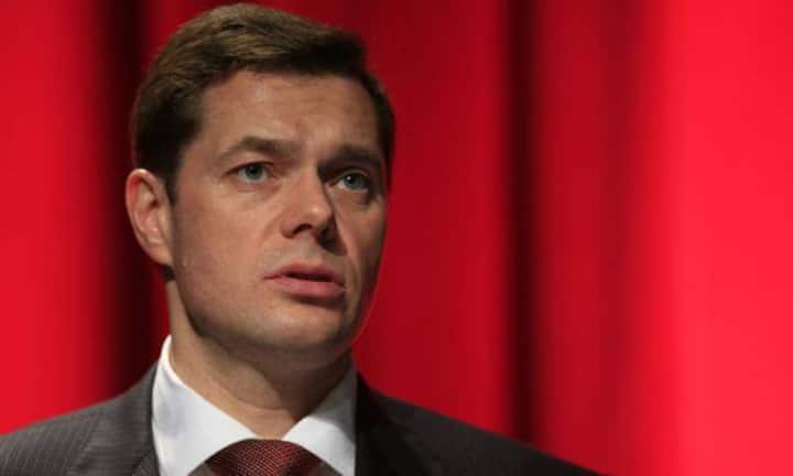 Das sind die reichsten fünf Russen im Januar 2015 gemäss Angaben des UBS Wealth-X Reports.
Rang 5: Alexei Mordashov mit 11.7 Milliarden Dollar
Der Tui-Grossaktionär konnte seine Position in der Rangliste verteidigen.