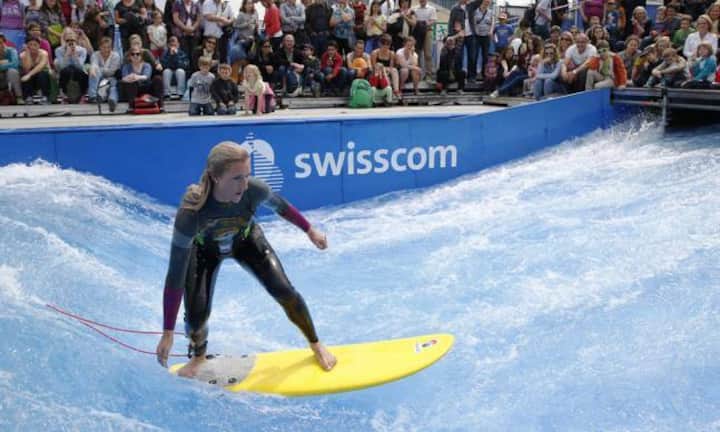 Zu den Gewinnern zählt auf der anderen Seite der Skala der Telekomkonzern Swisscom: Die Aktie überflügelte den SMI (bis heute plus 10 Prozent) seit Jahresbeginn deutlich. Unterm Strich steht ein Plus von 21 Prozent.