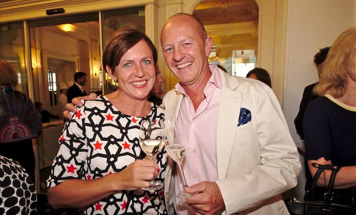 Kerstin Künzle, Weinhändlerin, Globalwine AG;
Christian Meili, Mitglied der Geschäftsleitung, Engadin St. Moritz Mountains AG