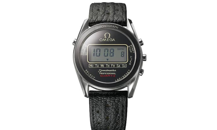 1979 - Alaska IVDie Quarzrevolution machte auch vor der Speedmaster nicht halt. Es gab ein digitales Kapitel – und auch den extra für die NASA entwickelten Prototypen Alaska IV, der mit einer speziellen Display-Beleuchtung ausgestattet war. Astronauten trugen die Uhr beim Training und im Space Shuttle, die NASA verzichtete aber auf deren Beschaffung.