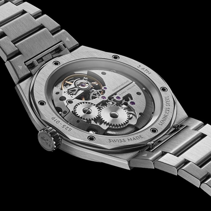 Im Innern befindet sich ein Sellita SW210-1b.