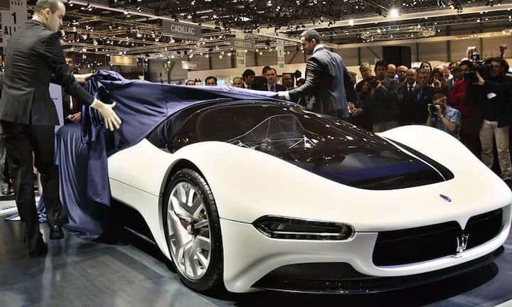 Von Ferrari bis Maserati hatte der nun verstorbene Sergio Pininfarina Sportwagen designet. In unserer Bildergalerie sehen Sie fΓΌnf seiner schΓΆnsten. Hier ein Maserati Birdcage 75. (Bilder: Keystone)