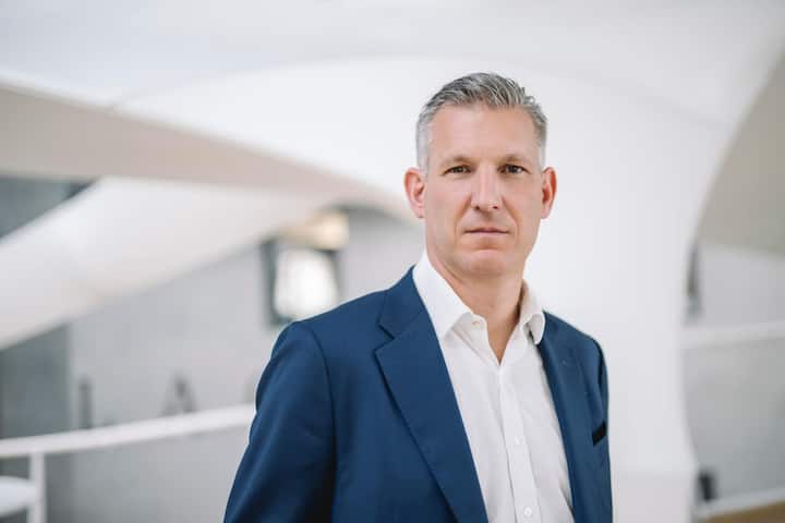 der etwas jüngere Nespresso-Chef Philipp Navratil (u.r.) gelten als ­potenzielle interne Nachfolger für CEO Laurent Freixe.