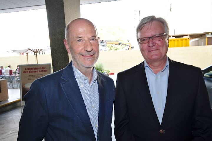 Jost Wirz, Wirz Communications AG;
Christian Merk, Zurich Insurance Company Ltd.