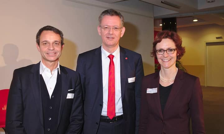 Bernhard Heusler, Präsident, FC Basel;
Jürg Eggenberger, Präsdient, SKO;
Monika Rühl, Direktorin, economiesuisse