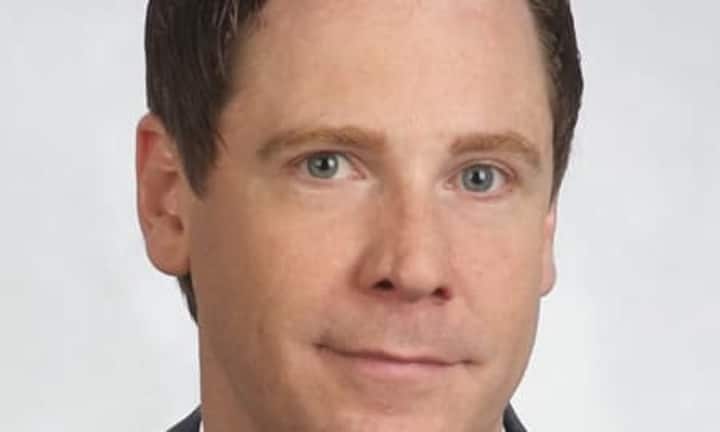 Markus Schmid, 36, Professor für Unternehmensfinanzierung, Uni St. Gallen: Anfang 2012 zündete Markus Schmid den Karriereturbo. An der Uni St. Gallen wurde er ordentlicher Professor für Unternehmensfinanzierung und
Direktionsmitglied des Schweizerischen Instituts für Banken und Finanzen. Schmid studierte Wirtschaftswissenschaften an der Universität Basel und holte sich weitere akademische Meriten an den Universitäten von Mannheim, New York und St. Gallen. (Bild: PR)