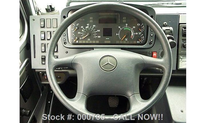 Ausstattung: Custom made. Für den Terminator.