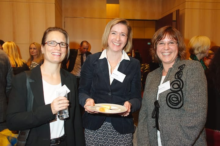 Annette Buri, Asset & Wealth Manager, Deutsche Bank (Schweiz) AG; Birgit Gerull, Vice President, Deutsche Bank (Schweiz) AG; Helene Freitag, Asset & Wealth Manager, Deutsche Bank (Schweiz) AG