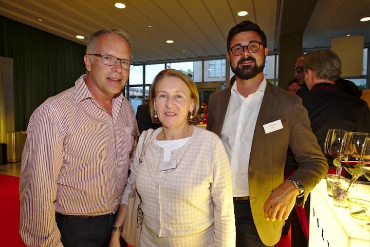 Bernhard Scheidegger, Seiler-Scheidegger Dental Team AG;
Erica Dillier, Finass Reisen AG;
Fabian Roth, Oris SA