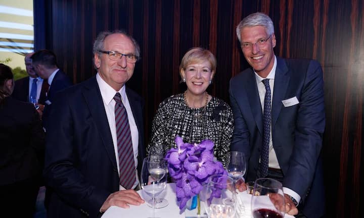v.l.n.r. Marcel Bauman, Monika Ribar; Swiss International Airlines Ltd., Markus Wyss; KPMG