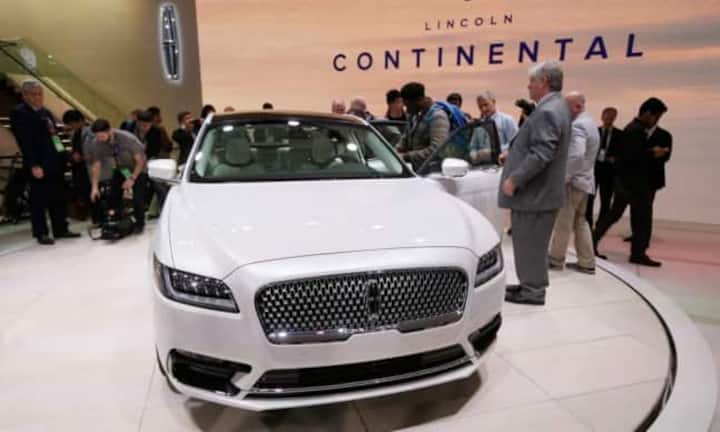 Lincoln ContinentalDie Ford-Marke Lincoln präsentiert eine neue Oberklasse-Limousine, die besonders reiche Chinesen begeistern soll. Zu den vielen Extras gehört etwa eine Türentriegelung mit Zahlencode.