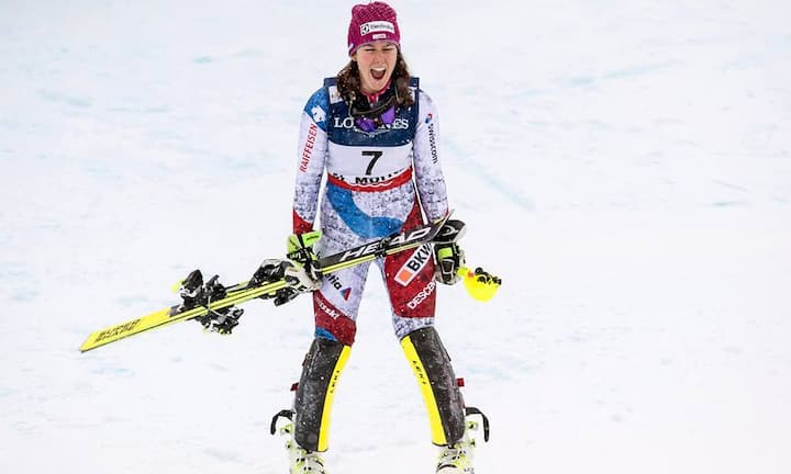 Endlich Gold für die Schweiz! Wendy Holdener erlöst die Skination mit ihrem Sieg in der Kombination.