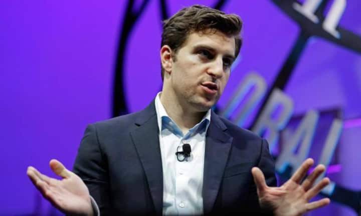 Weltgrösster Zimmervermittler ohne eigene Immobilien: Auch die Geschichte von Airbnb erzählt vom digitalen Erfolg. Weltweit beklagen Hotels den Gästeschwund aufgrund der digitalen Konkurrenz, auch in der Schweiz. 
Keystone