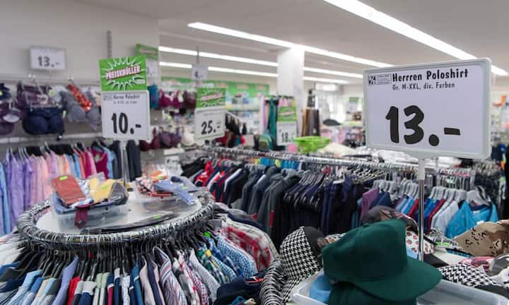 Die Filialen bieten Tiefstpreise auf engstem Raum.