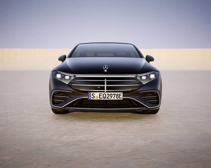 Mit den ­Mercedes-E-Fahrzeugen fremdelten viele. Nun haben die Stuttgarter die EQS-Limousine einem Facelift unterzogen.