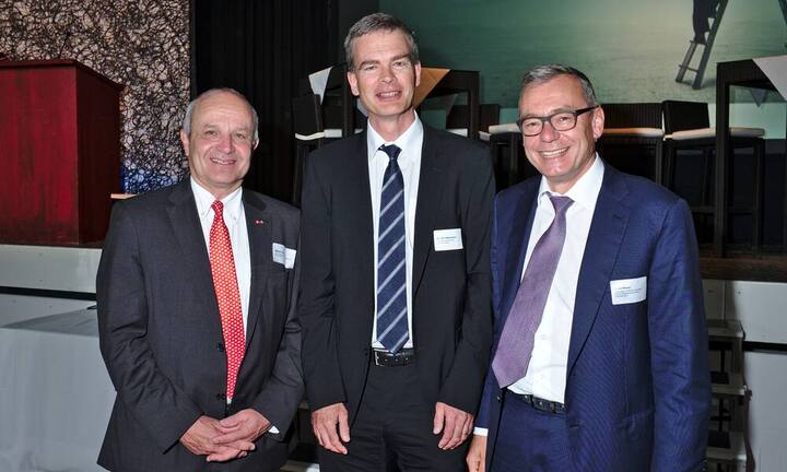Martin Naville, CEO, Swiss-American Chamber of Commerce;
Jan Atteslander, Leiter Aussenwirtschaft, economiesuisse;
Ruedi Noser, Unternehmer und Ständeratskandidat;