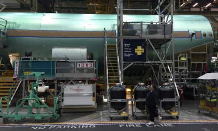 Allein im vergangenen Jahr haben 98 Boeing 777-300 ER das Werk verlassen. Für dieses Jahr sollen es genauso viele werden.Bilder: Tim Höfinghoff