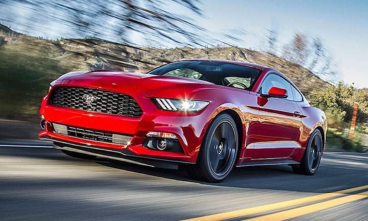 Hinter mindestens 19 Zoll grossen Rädern warten standfeste Bremsen auf Zugriff.