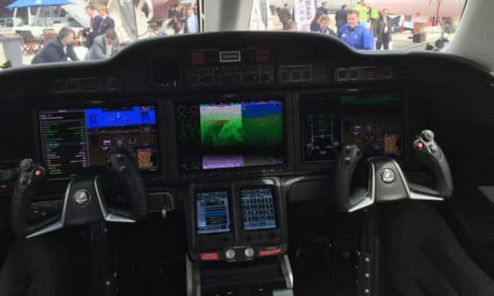 Das topmoderne Glascockpit des Hondajets stammt von Garmin und gehört ebenso zu den Verkaufsargumenten...