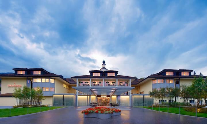 100 bis 249 Mitarbeitende:Hotel Hof Weissbad, Hotellerie/ Gastronomie, Weissbad