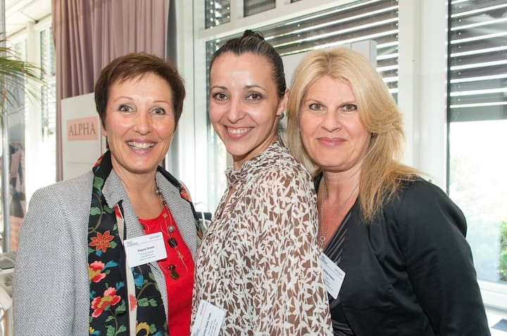 Sandra-Stella Triebl, Gründerin und Chefredaktorin, Swiss Ladies Drive; Regula Straub, Geschäftsführerin, Schweizer Berghilfe; Bettina Fritschi, Geschäftsführerin, ASCO