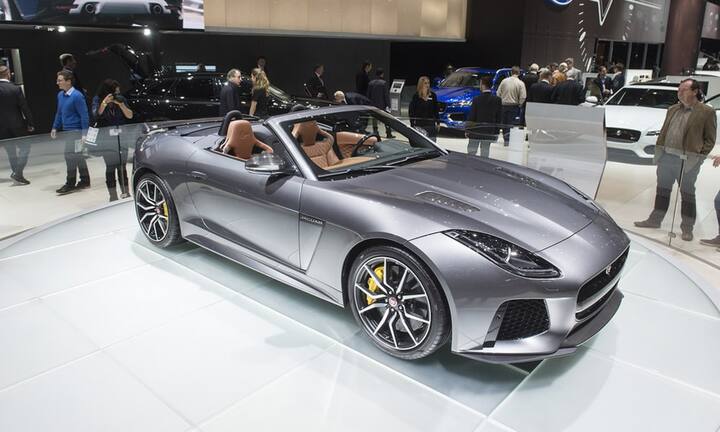 Das sind die Highlights und Luxuskarossen vom Autosalon in Genf 2016:
Der neue Jaguar F-Type SVR  feiert seine Debüt auf dem Genfer Autosalon 2016. Mit 575 PS bringt der Flizzer 322 km/h auf den Tacho.