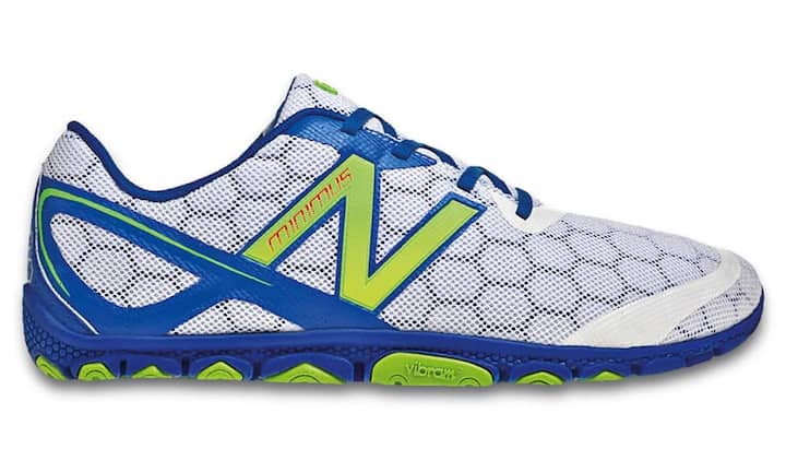 New Balance MR10 und WR10: New Balance hat der Minimus-Kollektion ein Facelifting verpasst. Die Version 2 des erfolgreichen Modells wurde mit einer speziell von Vibram konzipierten Road-Lite-Sohle ausgestattet. Mit nur vier Millimetern Höhenunterschied zwischen Ferse und Vorfuss und ...