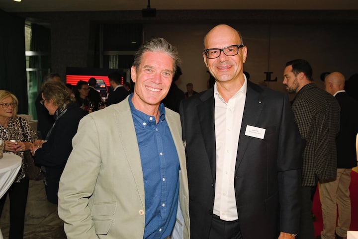 Tom Hanan, Webrepublic; Simon Roth, Banque Pictet & Cie SA.