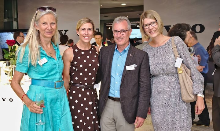 Andrea Schaller, realpa AG;
Nicole Weber, The Circle;
Thomas Calame, The Circle;
Heidi Köpple, Zurich Airport