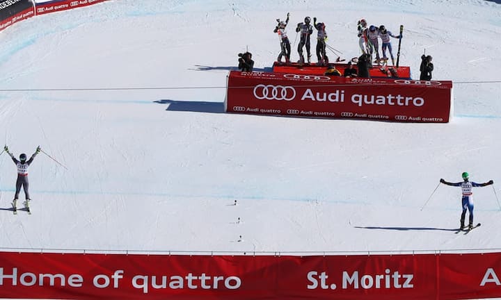 Der Weltmeistertitel geht an die Franzosen. Hier jubelt Mathieu Faivre (l.) während Adam Zampa resigniert die Arme verwirft.