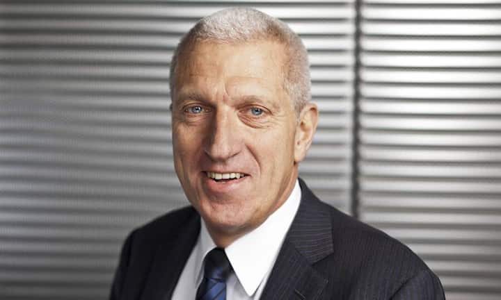 Pierin Vincenz, CEO der Raiffeisen Schweiz, katalpultiert sich mit einem Plus von 16 Plätzen auf das Podest und erhält die Bronzemedaille.