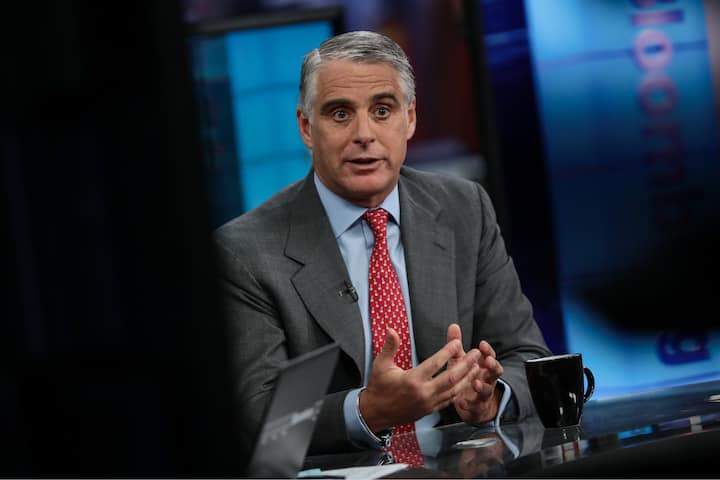 Andrea Orcel, investment bank president of UBS Group AG, gestures while speaking during a Bloomberg Television interview in London, United Kingdom, on Friday, March 31, 2017. Orcel, said banks considering moving employees from London because of the U.K.'s exit from the European Union need to pay more attention to where people want to live and what cities offer the best pool of talent. Photographer: Simon Dawson/Bloomberg