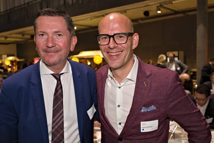 Andreas Waber, CEO, swiss fibre net;Pascal Grieder, CEO, Salt Mobile SA